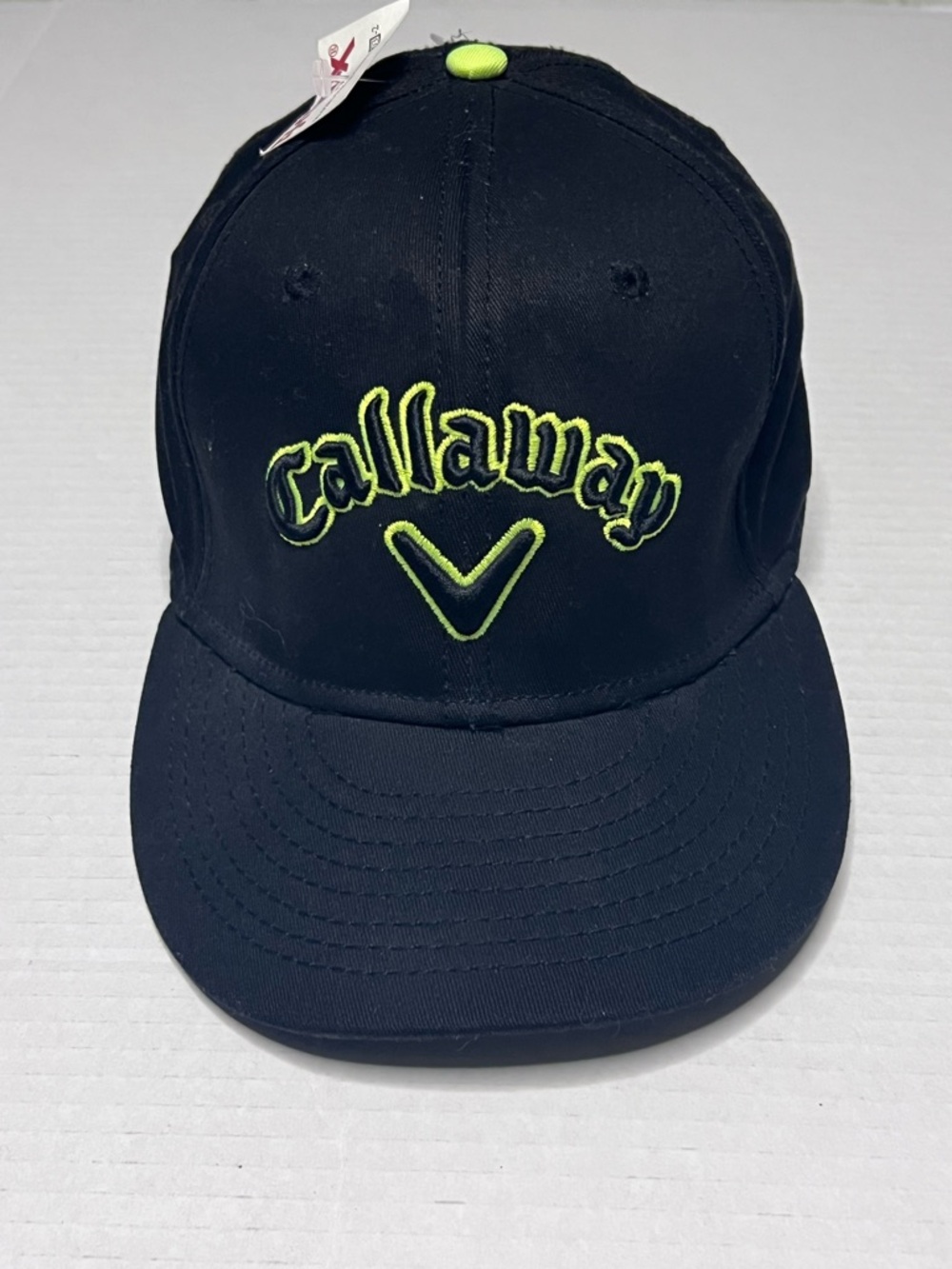 Callaway Fitted Golf Hat Size 7- 7 1/8 Black Color With Chartreuse Lettering NWT
